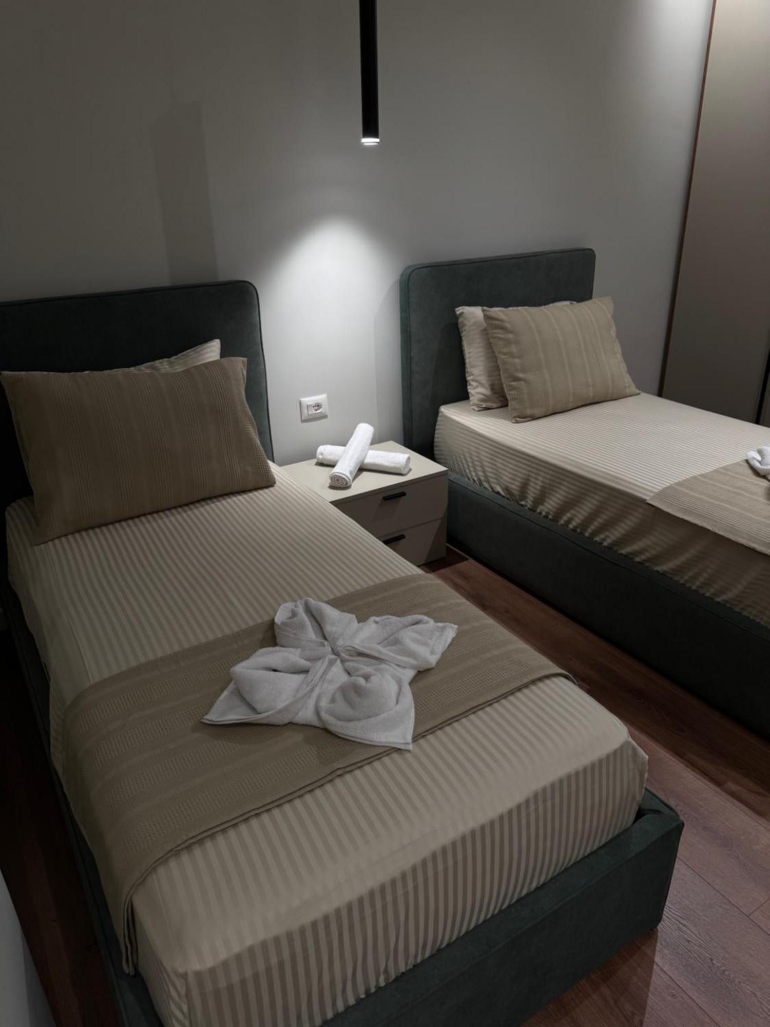 Deluxe New Bazaar Apartment *
