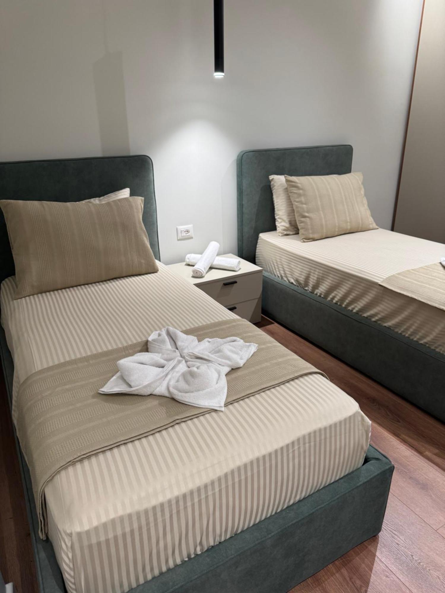 Apartment Deluxe New Bazaar Tirana